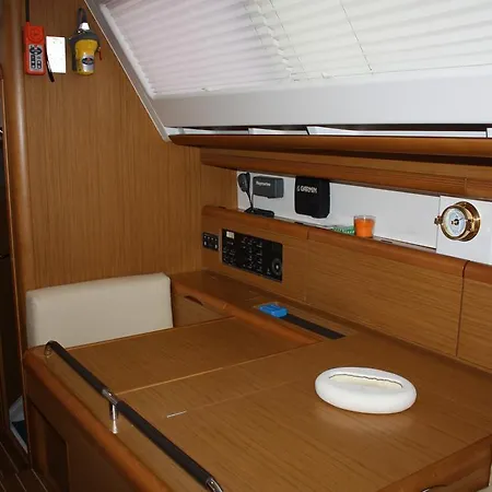 Great Sea - Great Yacht, Unique Experience Лісабон