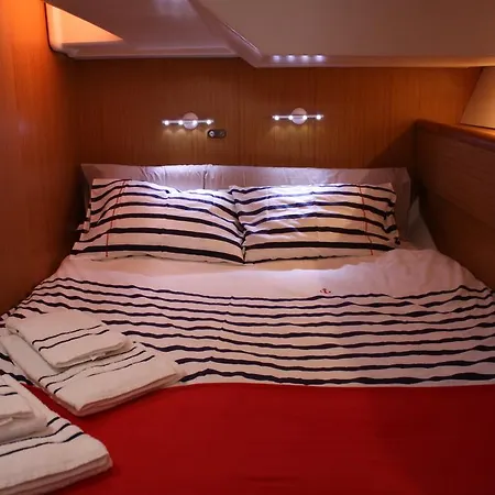Great Sea - Great Yacht, Unique Experience 船上ホテル リスボン